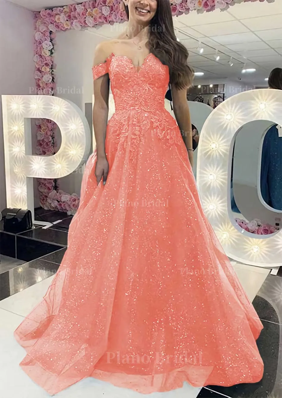 A-line Off-the-Shoulder Regular Straps Long/Floor-Length Tulle Prom Dress With Appliqued Glitter