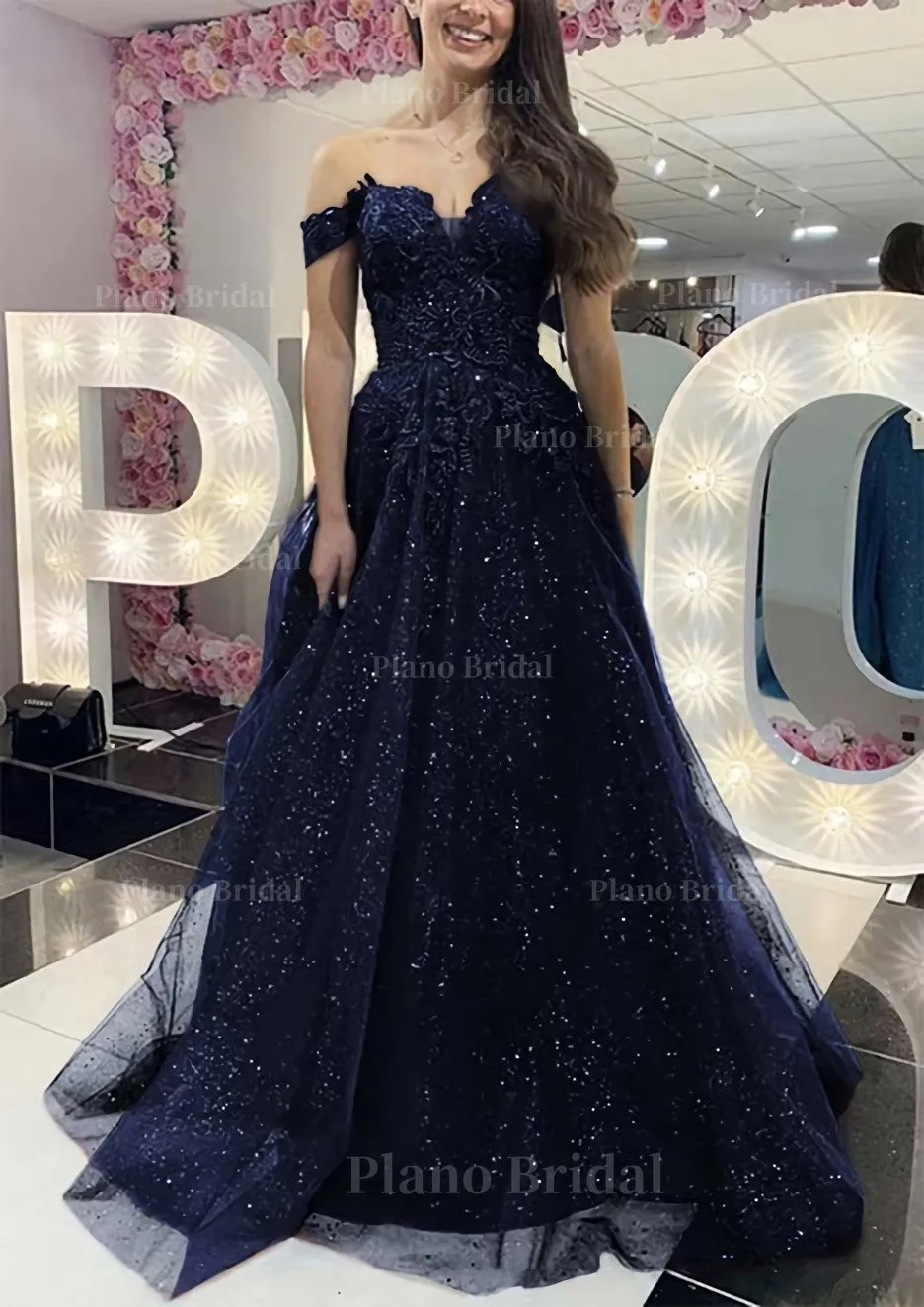 A-line Off-the-Shoulder Regular Straps Long/Floor-Length Tulle Prom Dress With Appliqued Glitter