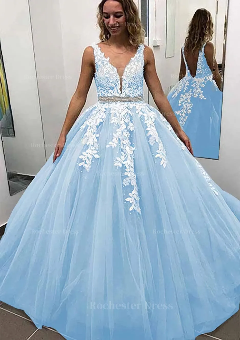 Ball Gown Sleeveless Long/Floor-Length Tulle Prom Dress With Lace Appliqued Beading