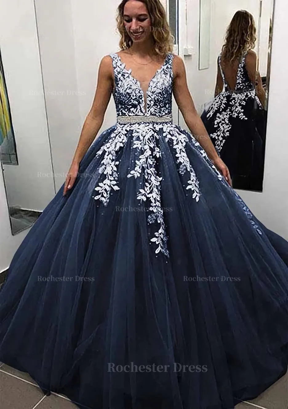 Ball Gown Sleeveless Long/Floor-Length Tulle Prom Dress With Lace Appliqued Beading