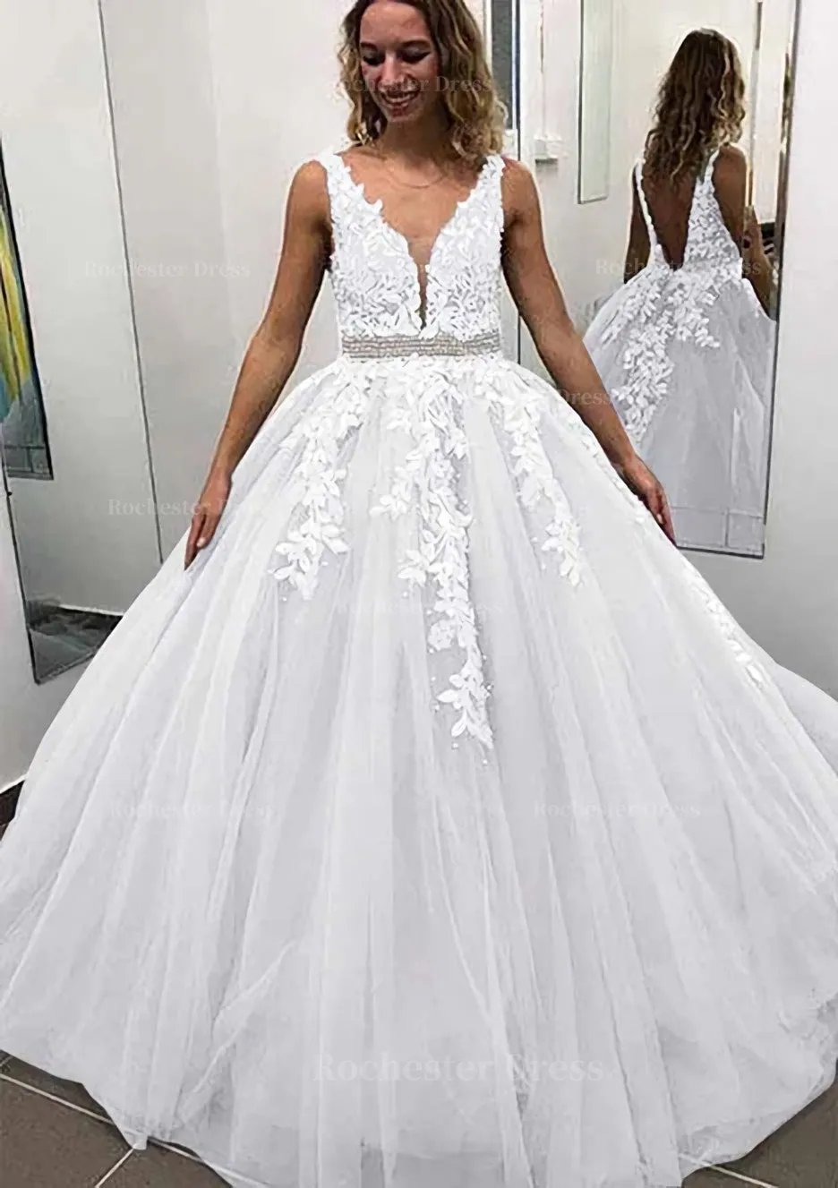 Ball Gown Sleeveless Long/Floor-Length Tulle Prom Dress With Lace Appliqued Beading