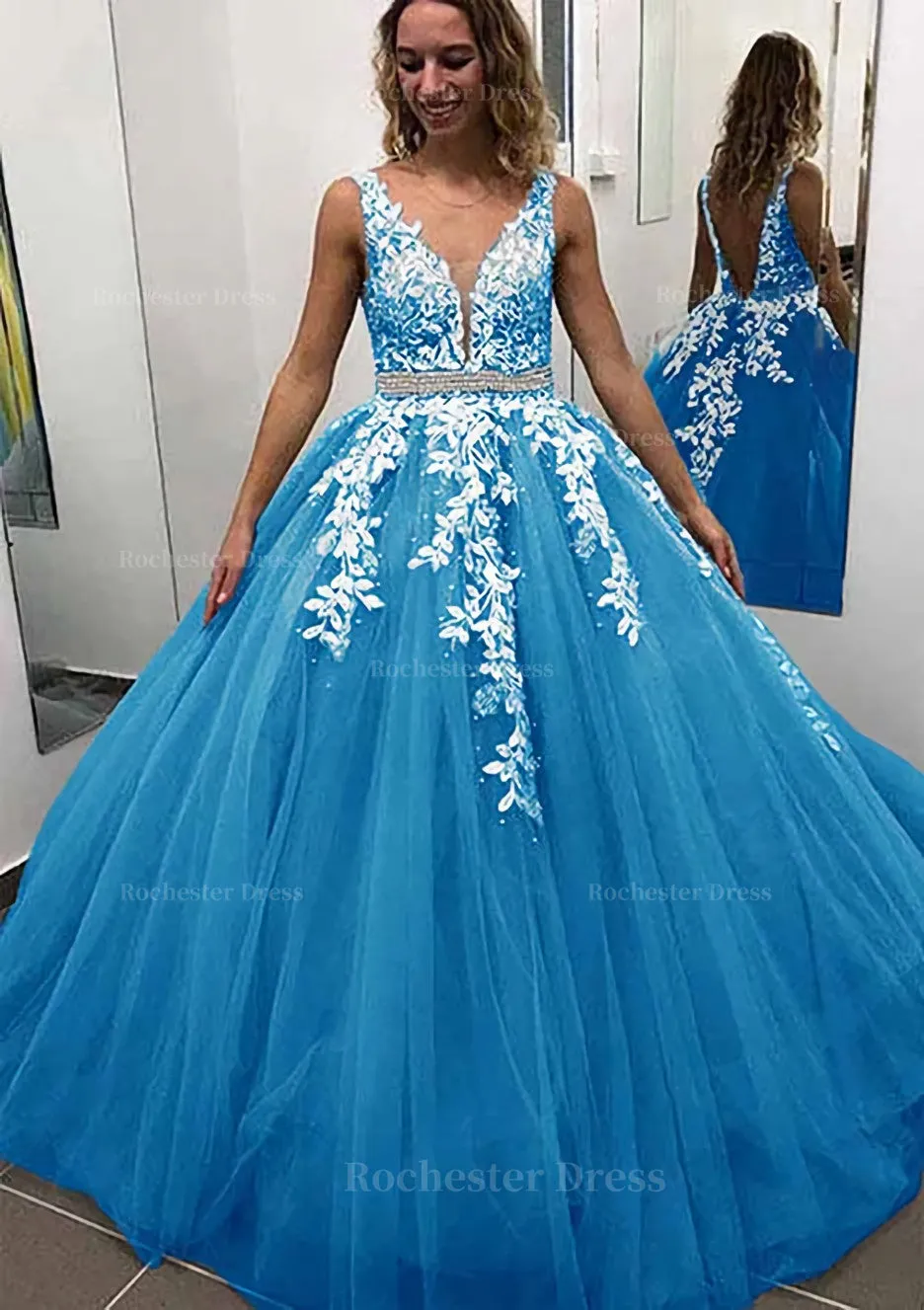 Ball Gown Sleeveless Long/Floor-Length Tulle Prom Dress With Lace Appliqued Beading