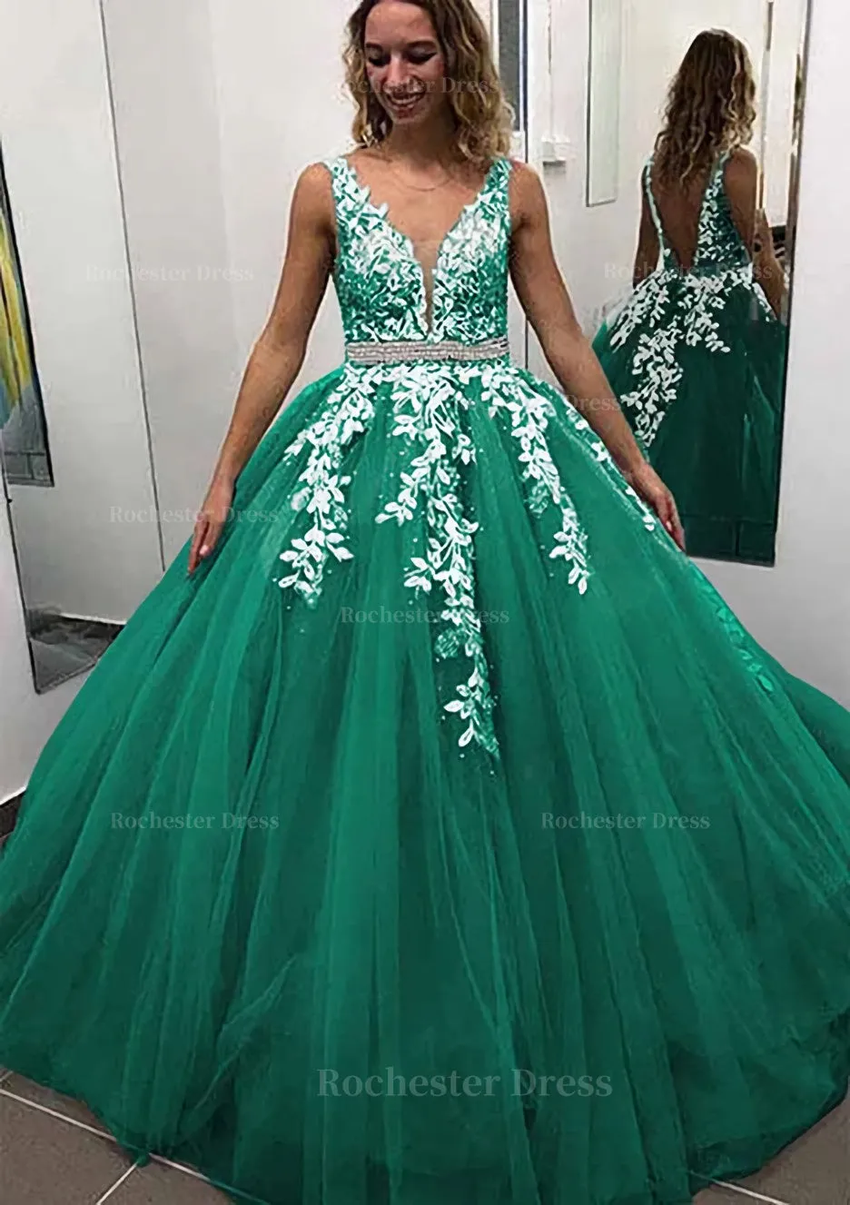 Ball Gown Sleeveless Long/Floor-Length Tulle Prom Dress With Lace Appliqued Beading