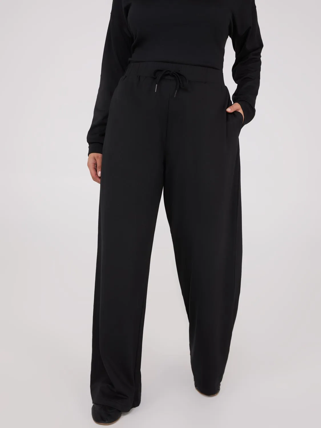 Lightweight Fleece Wide-Leg Pants