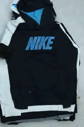 NIKE HOODIE - 15 PIECES