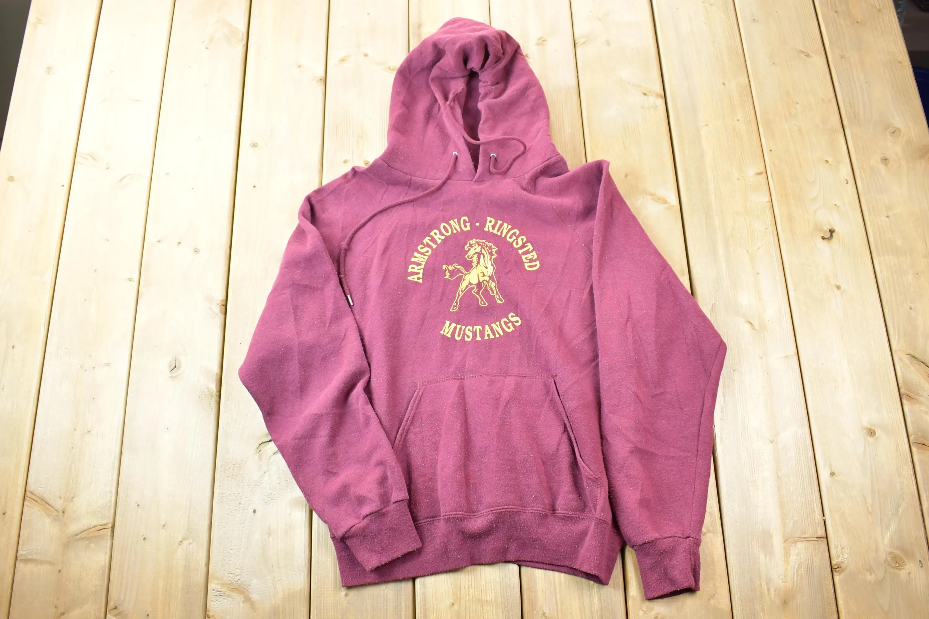 Vintage 1990s Armstrong Ringsted Mustangs Burgundy Basset Walker Hoodie Sweatshirt