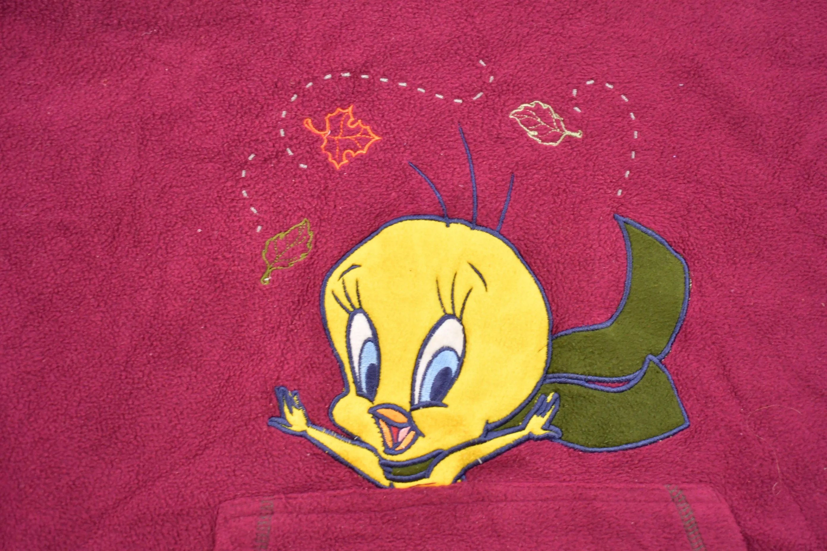 Vintage 1990s Looney Tunes Tweety Bird Embroidered Fleece Sweater