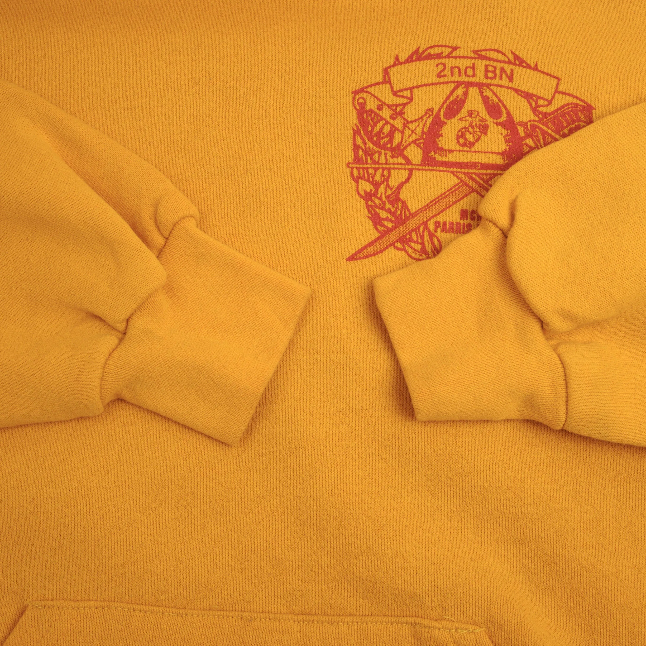 VINTAGE USMC 2ND BN PARRIS ISLAND YELLOW SWEATSHIRT HOODIE 1990S SIZE LARGE